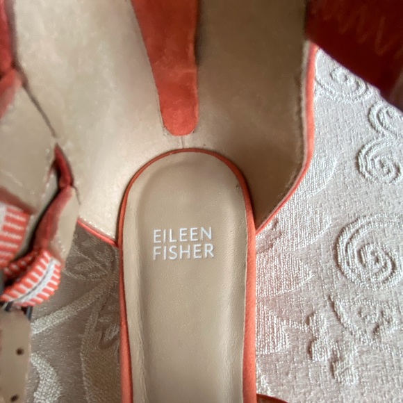 Shoes - Picture 2 of 11